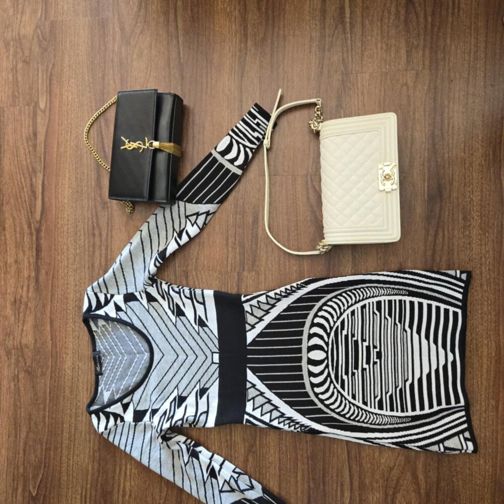white quilted hand bag